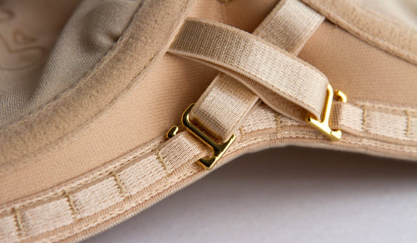 upbra cleavage and lift pushup bikini